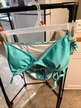 Turquoise Leaf Print Bikini Top